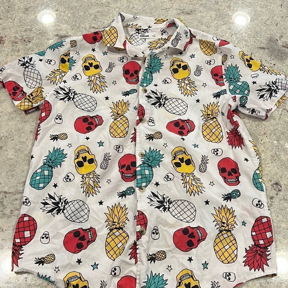 Epic Threads Button Down Shirt